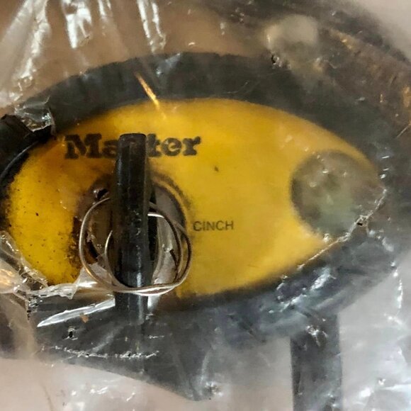 NIP Master Bicycle Lock W/ 1 Key - Picture 3 of 7